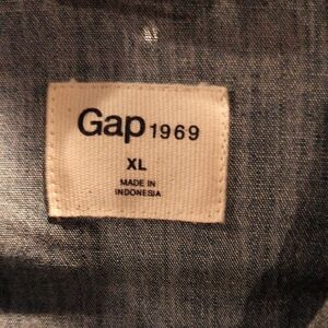 FINAL PRICE NWT Gap 1969 Light Denim Jacket w stud buttons Size XL